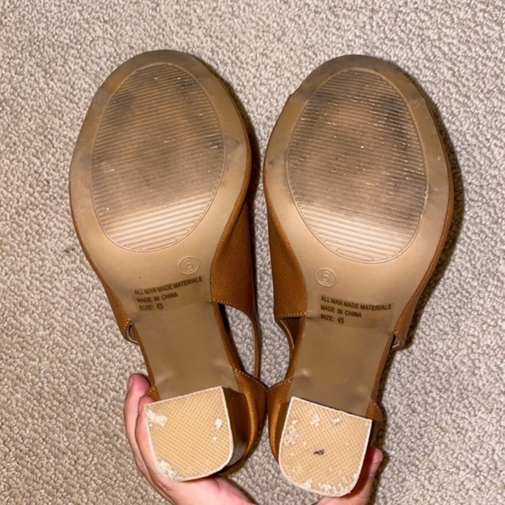 Wild Diva Boutique Neutral Tan Peep Toe Heel Bootie Size 6 - Picture 4 of 5